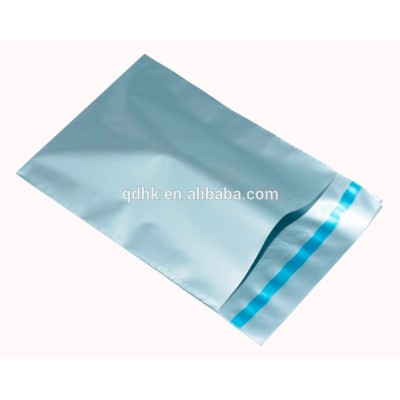 Plastic silver mailing bags with self-adhesive strip